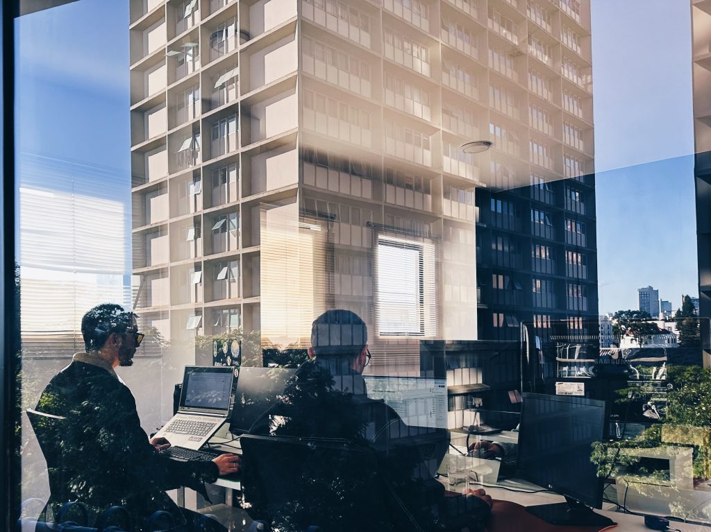 Como Escolher uma Agência de SEO Confiável: O Guia Definitivo