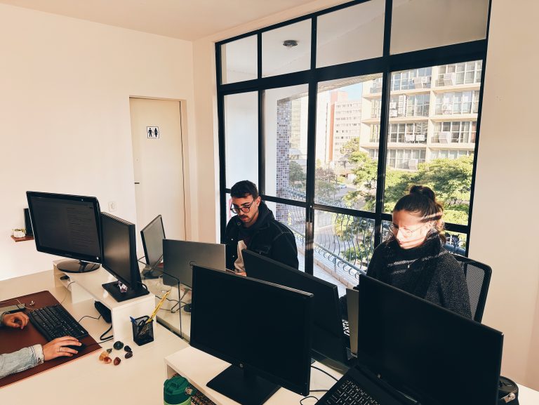 Como Criar uma Marca Confiável: O Guia Definitivo para Ganhar a Credibilidade do Mercado